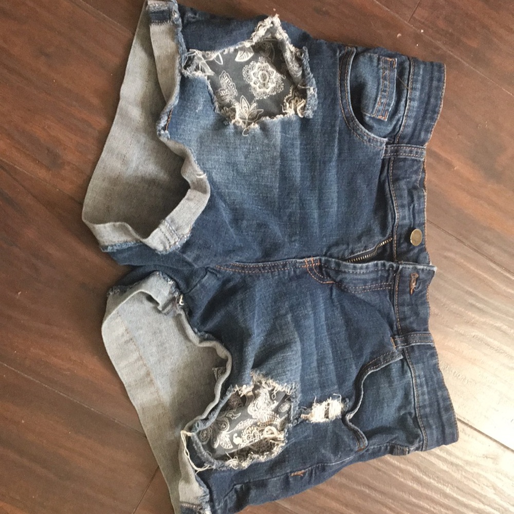 Blue jean shorts !